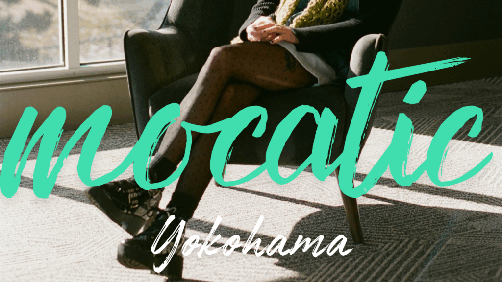 平和の中に潜む暴力の構造を、旧石器時代の比喩と現代の感覚で再構成した叙述詩。 Aesthetic-Survival（美意識による生存）を軸に、感情とデザインの関係を探る。