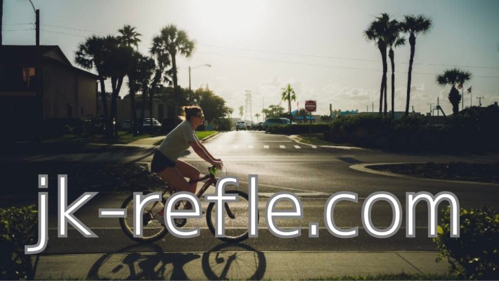 横浜リフレの公式サイトでは書ききれない、より個人的で放課後感のあるテキストをまとめたサブサイト jk-refle.com の案内ページ。女子高生が読みそうなテーマや、日常のノイズを言語化した率直な文章を更新しています。